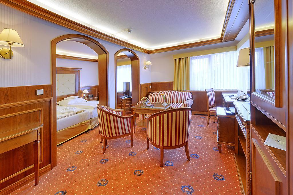 Parkhotel Stader Hof מראה חיצוני תמונה