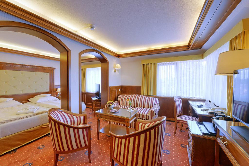 Parkhotel Stader Hof מראה חיצוני תמונה