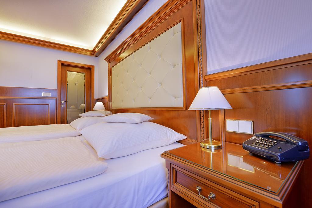 Parkhotel Stader Hof מראה חיצוני תמונה
